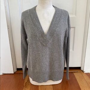 NWT Madewell Gray‎ V-Neck Merino Wool Blend Sweater Small